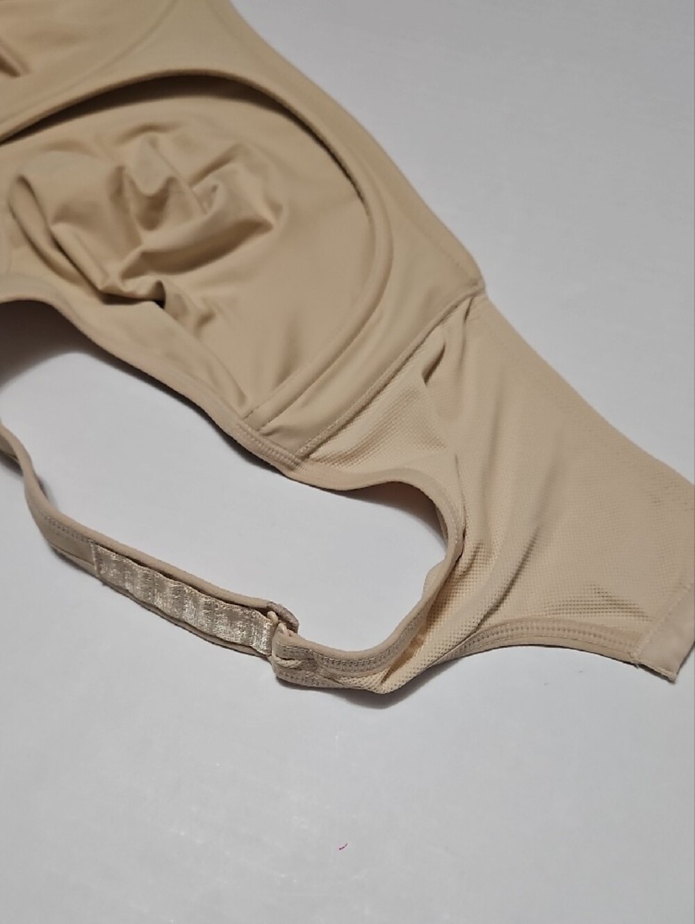 Wacoal Beige Underwire Support Full-Coverage Padless Bra Size 40DDD - Picture 7 of 8